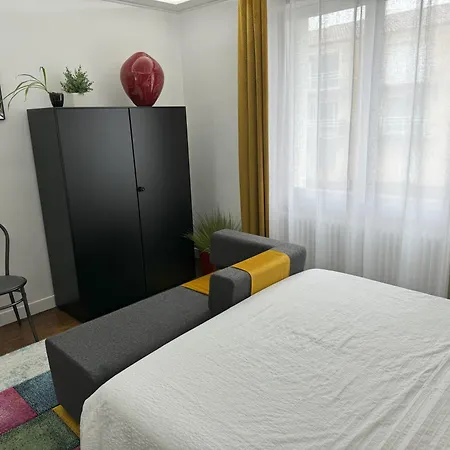 Domus26 Orientem 3* Montaigu-Vendee